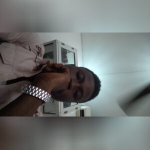 barackostev, online dating profile photo