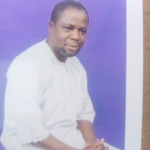 gbaye, online dating profile photo