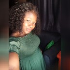 queenlet, online dating photo
