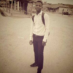 adeyeno815, online dating profile photo