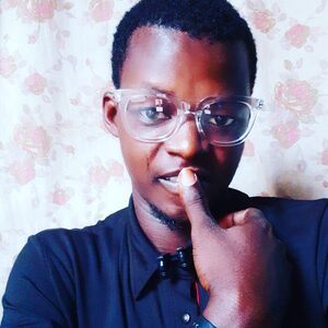 isaactemi, online dating profile photo