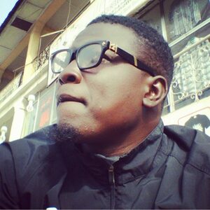 idontkissandtell, online dating profile photo