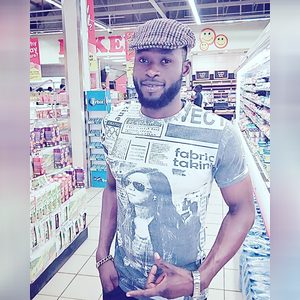 hyke1, online dating profile photo