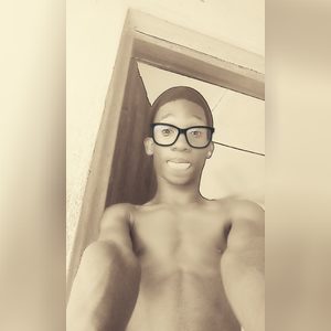 akpesiri, online dating profile photo