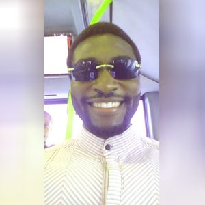 headboi, online dating profile photo
