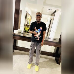 efa25, online dating profile photo