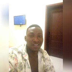 oluwashola12486, online dating profile photo