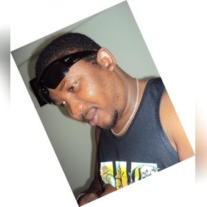 bobbymike, online dating profile photo