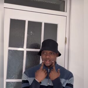 nothingbutlove, online dating profile photo