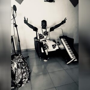 samrain, online dating profile photo