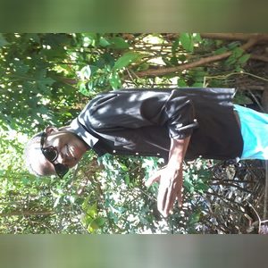 kyalo, online dating profile photo