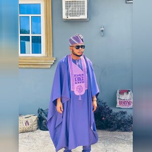 oluwarotimyy, online dating profile photo