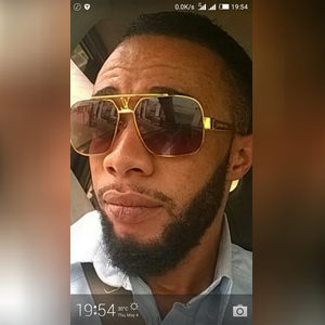 lonely40, online dating profile photo