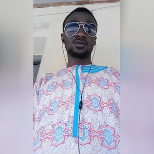 slimniyi, online dating profile photo