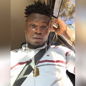 omobabaolowo2000, online dating profile photo