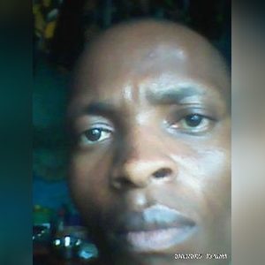 oluola300, online dating profile photo