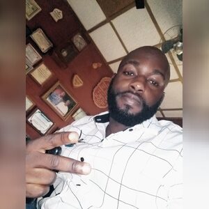 danielsuzoigwe, online dating profile photo