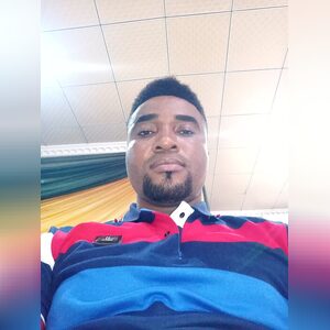 obyno2525, online dating profile photo