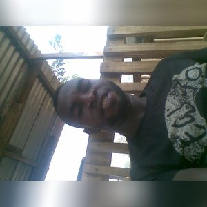akolad, online dating profile photo