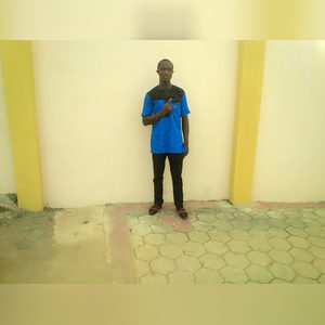 holaryemi, online dating profile photo
