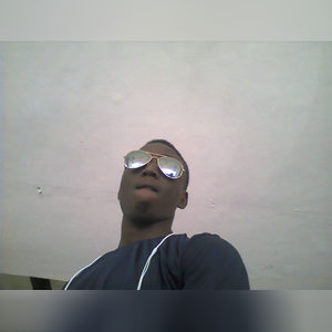 horlah21, online dating profile photo