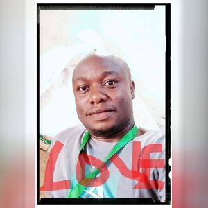 change06, online dating profile photo