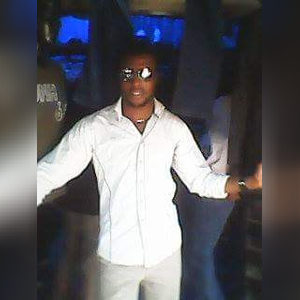 zuriel20, online dating profile photo