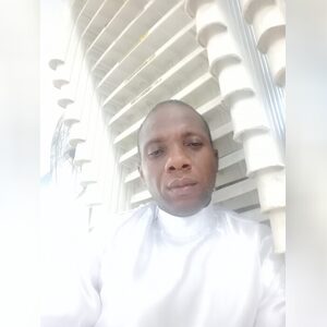 olajide, online dating profile photo