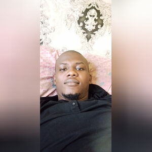 jubril, online dating profile photo