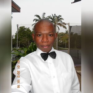 reactwithjohnakpan, online dating profile photo