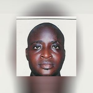 bolade, online dating profile photo