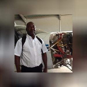 confidence, online dating profile photo