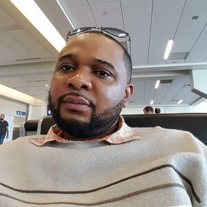 drbee, online dating profile photo