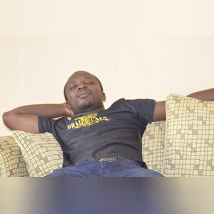 shinesth, online dating profile photo