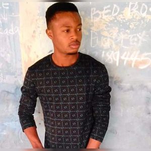 boluwatife20, online dating profile photo