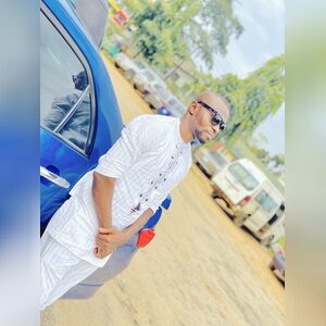 michucks, online dating profile photo