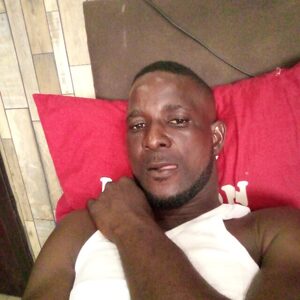 omoba1984, online dating profile photo