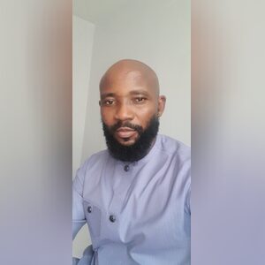maxwealth, online dating profile photo
