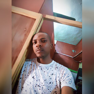 ennymoney, online dating profile photo