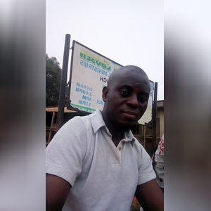 yolamile, online dating profile photo