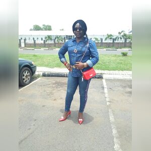 priscauc, online dating profile photo