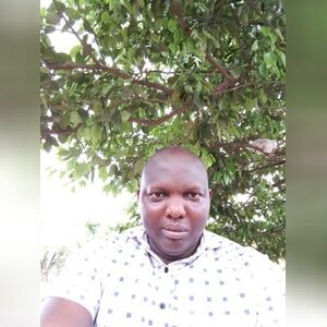 oluomo2012, online dating profile photo