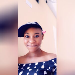 omowunmi, online dating profile photo
