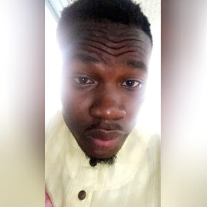 paulayomikun, online dating profile photo