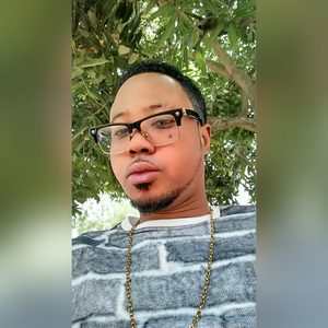 xquizeat, online dating profile photo