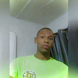 willyy, online dating profile photo
