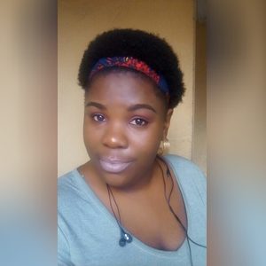 oreva_bl, online dating profile photo