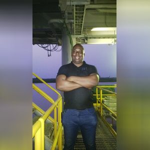 tallehis, online dating profile photo