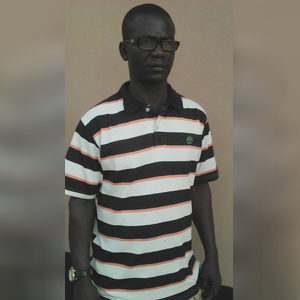 soremekun, online dating profile photo
