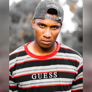 adebanks20, online dating profile photo